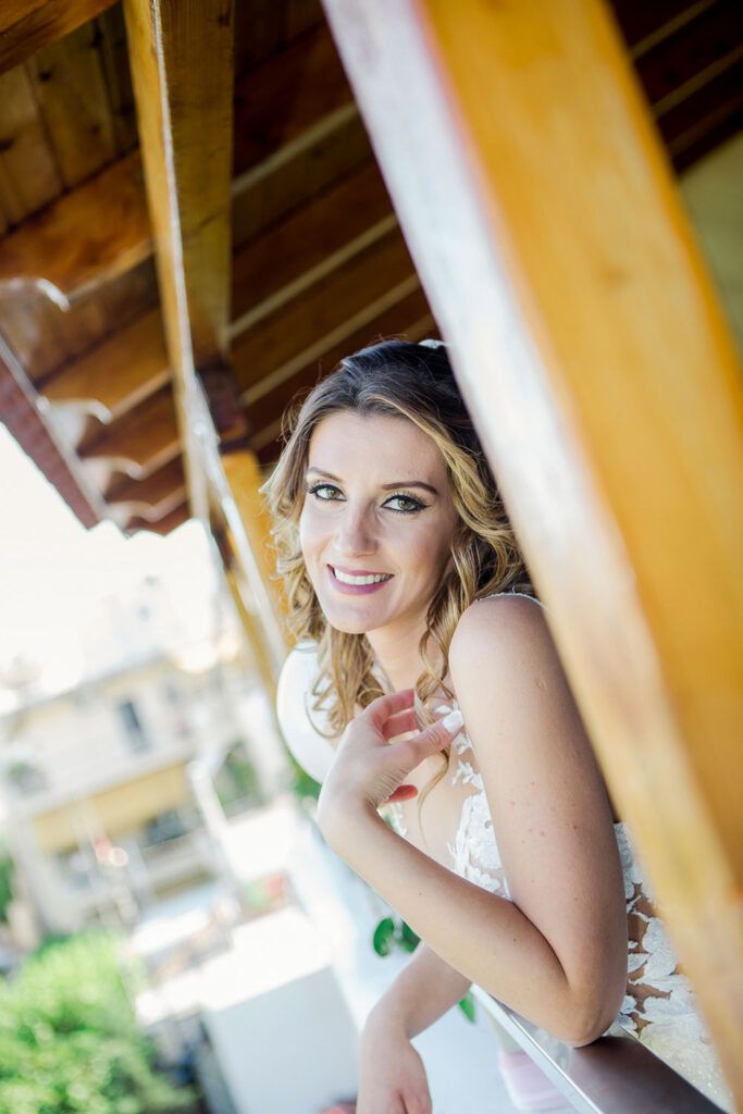 Fotografisi Kalokairinou Gamou Se Ktima (2)